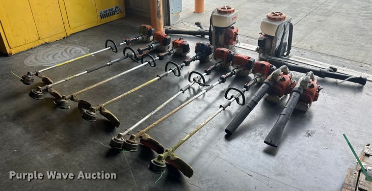 image for item DU3526 Lawn and garden equipment