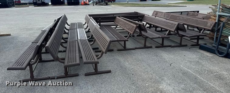 image for item DU3527 (23) benches