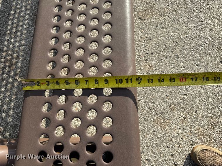 image for item DU3527 (23) benches