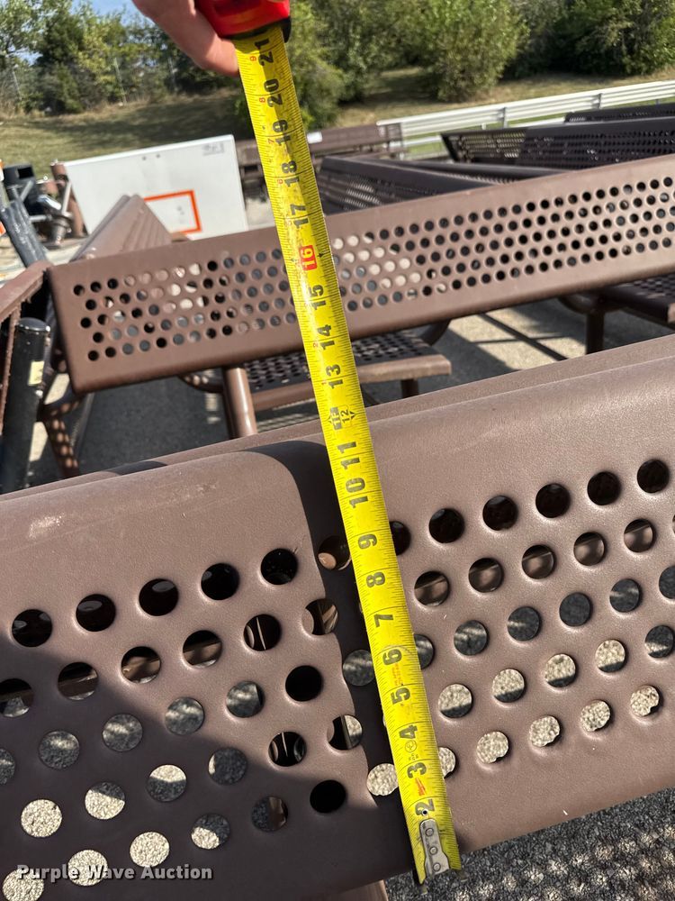 image for item DU3527 (23) benches