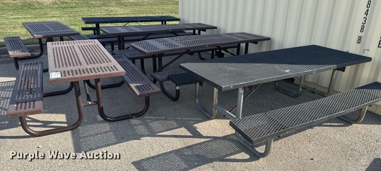image for item DU3531 (6) picnic tables