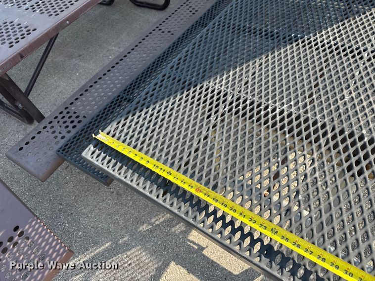 image for item DU3531 (6) picnic tables