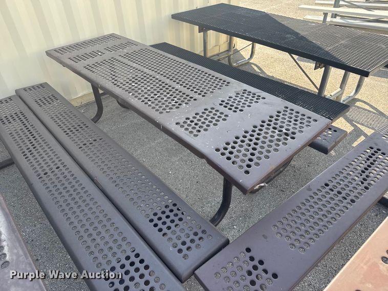 image for item DU3531 (6) picnic tables