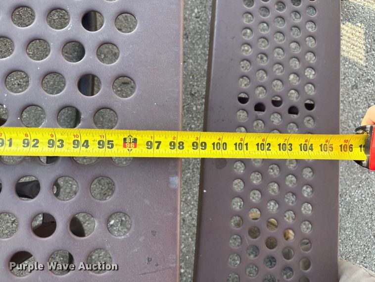 image for item DU3531 (6) picnic tables