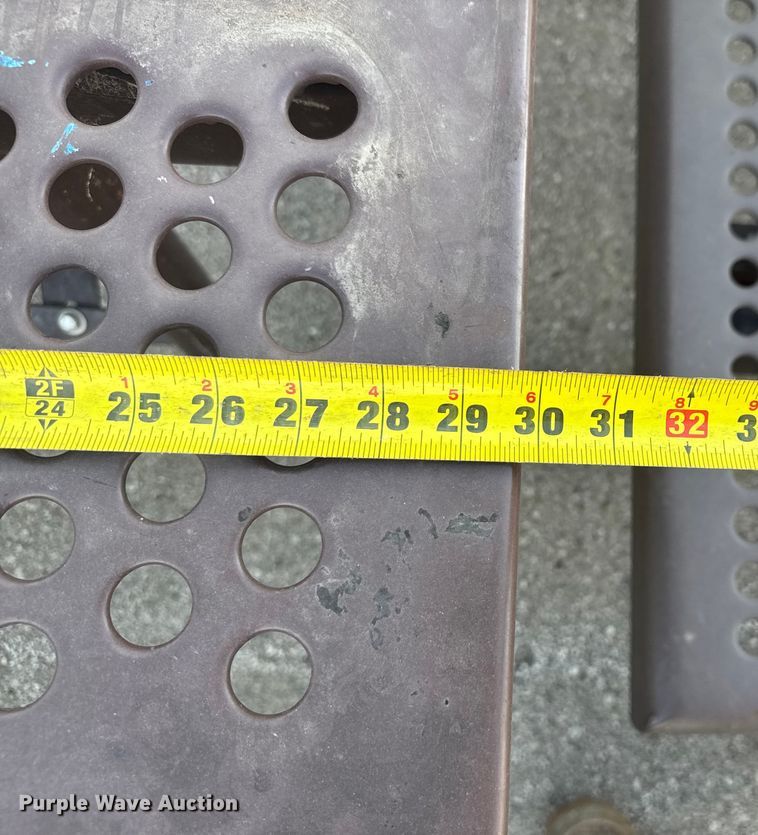 image for item DU3531 (6) picnic tables