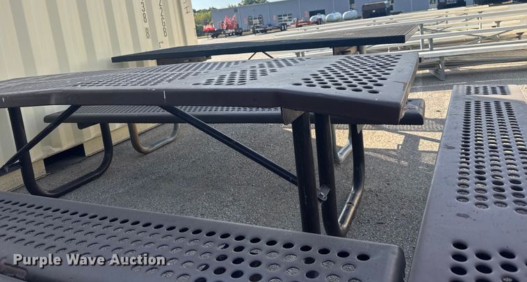 image for item DU3531 (6) picnic tables