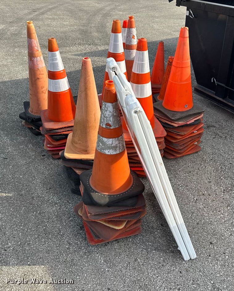 image for item DU3535 Road safety equipment