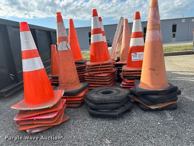 image for item DU3535 Road safety equipment