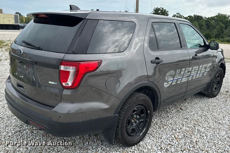image for item DW3463 2017 Ford Explorer Police Interceptor SUV