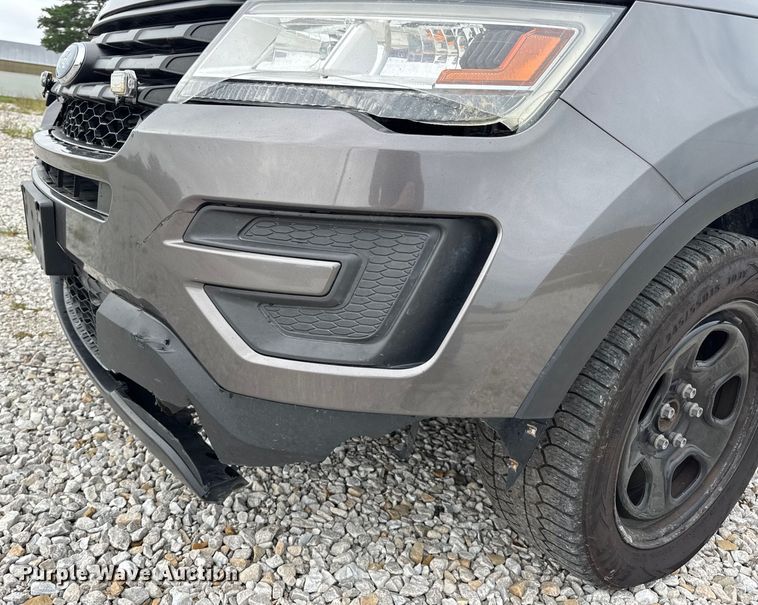 image for item DW3463 2017 Ford Explorer Police Interceptor SUV