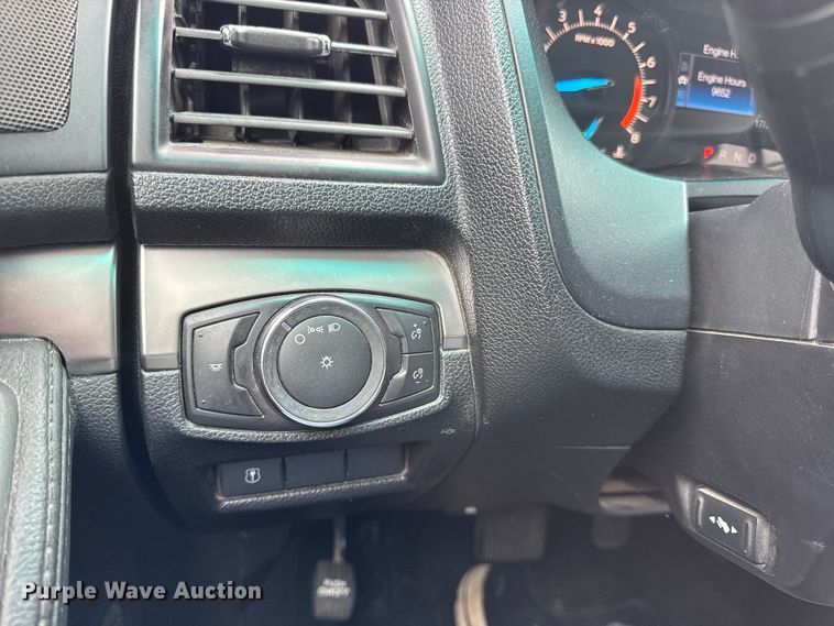 image for item DW3463 2017 Ford Explorer Police Interceptor SUV