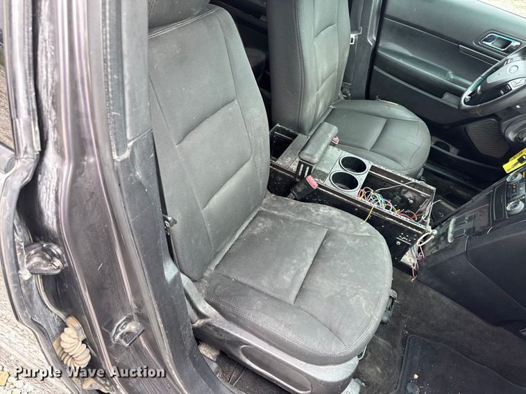 image for item DW3463 2017 Ford Explorer Police Interceptor SUV