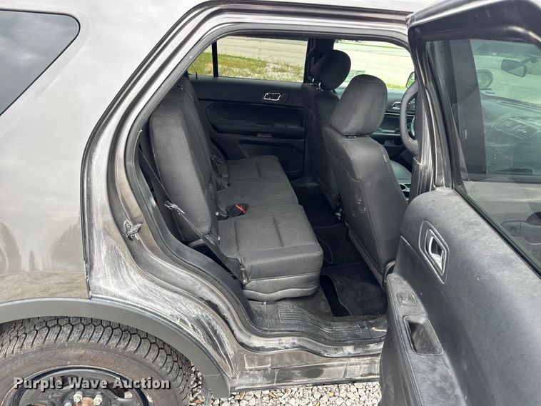 image for item DW3463 2017 Ford Explorer Police Interceptor SUV