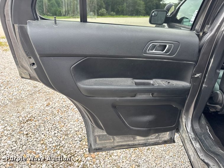 image for item DW3463 2017 Ford Explorer Police Interceptor SUV