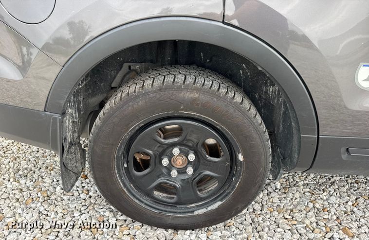 image for item DW3463 2017 Ford Explorer Police Interceptor SUV