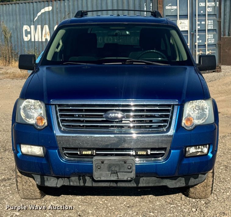 image for item DW6560 2010 Ford Explorer SUV