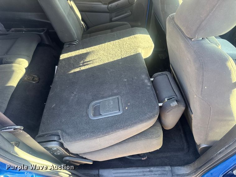 image for item DW6560 2010 Ford Explorer SUV