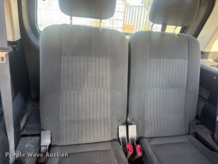 image for item DW6560 2010 Ford Explorer SUV