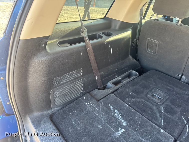 image for item DW6560 2010 Ford Explorer SUV