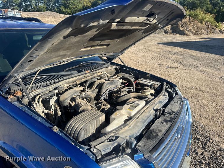 image for item DW6560 2010 Ford Explorer SUV