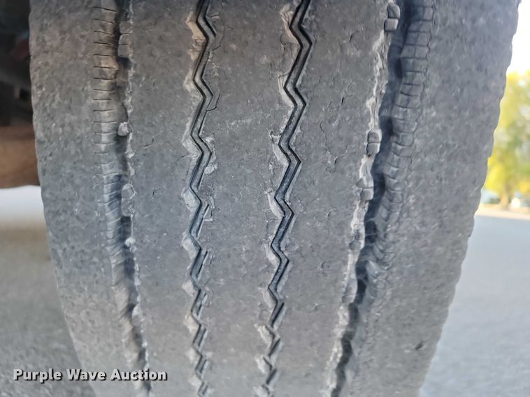 image for item DX6462 2010 Thomas Built 310TS school bus