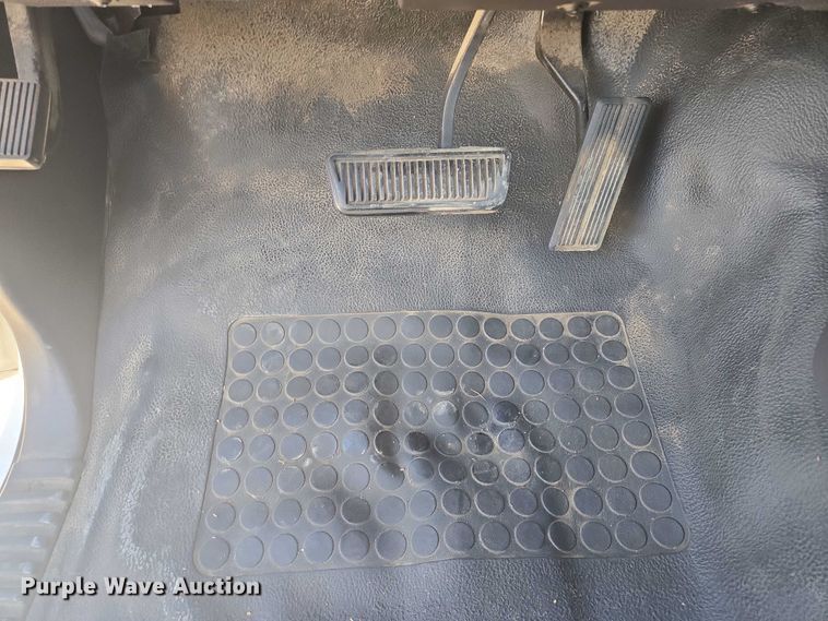 image for item DY1379 2001 Dodge Ram 1500 pickup truck