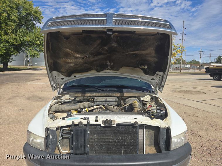 image for item DY1379 2001 Dodge Ram 1500 pickup truck