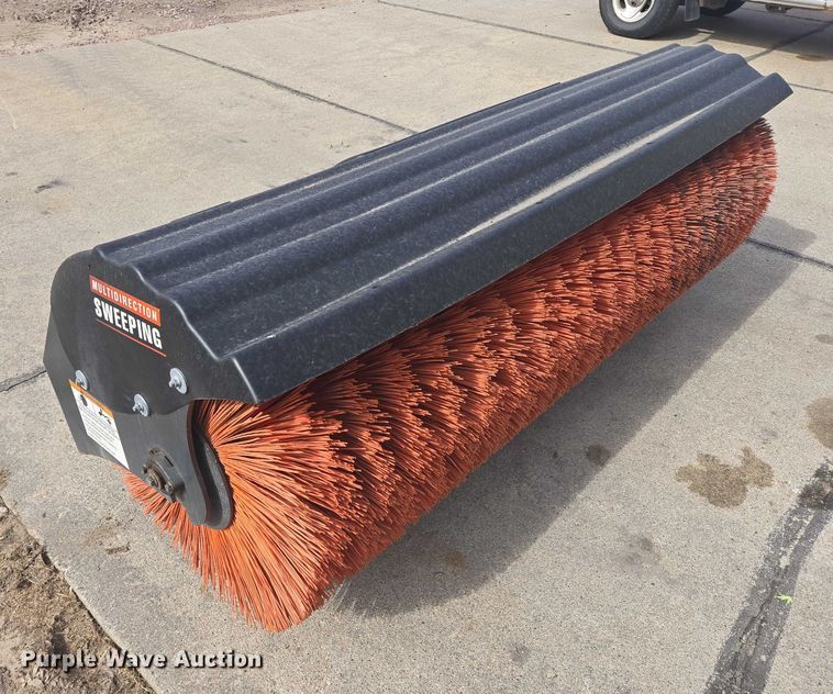 image for item DY1382 2019 Bobcat 84 Angle Broom skid steer broom