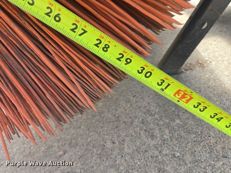 image for item DY1382 2019 Bobcat 84 Angle Broom skid steer broom