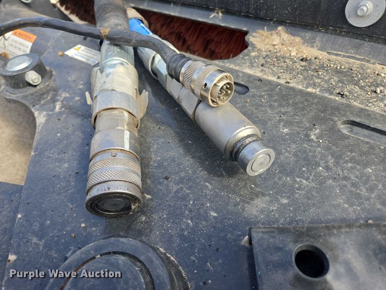 image for item DY1382 2019 Bobcat 84 Angle Broom skid steer broom