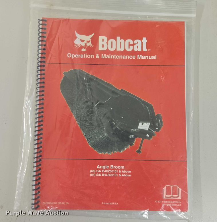 image for item DY1382 2019 Bobcat 84 Angle Broom skid steer broom