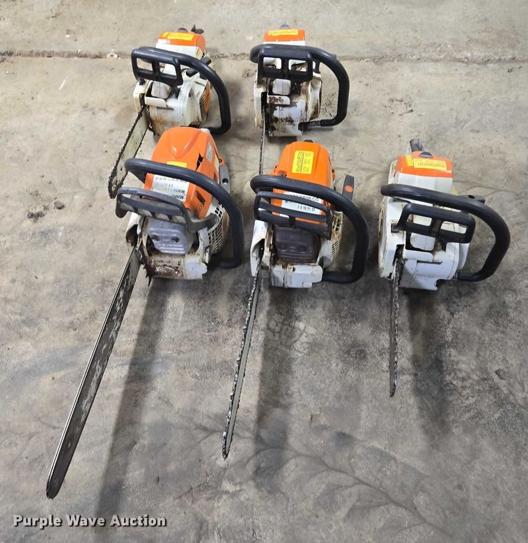 image for item DY1385 (5) Stihl chainsaws