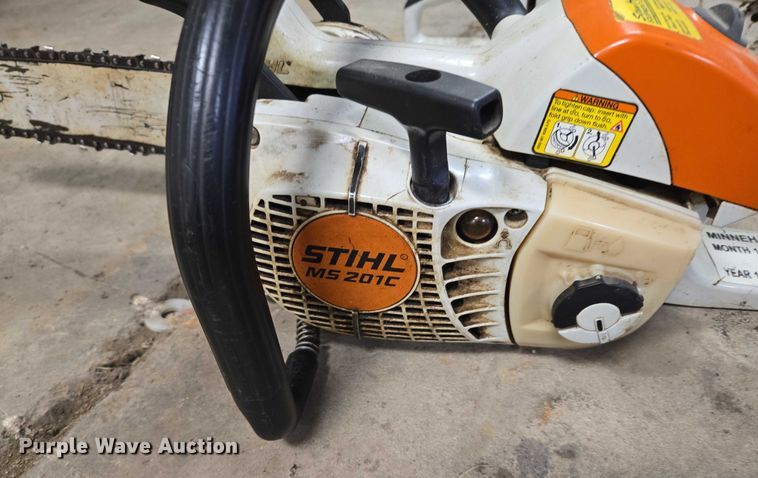 image for item DY1385 (5) Stihl chainsaws