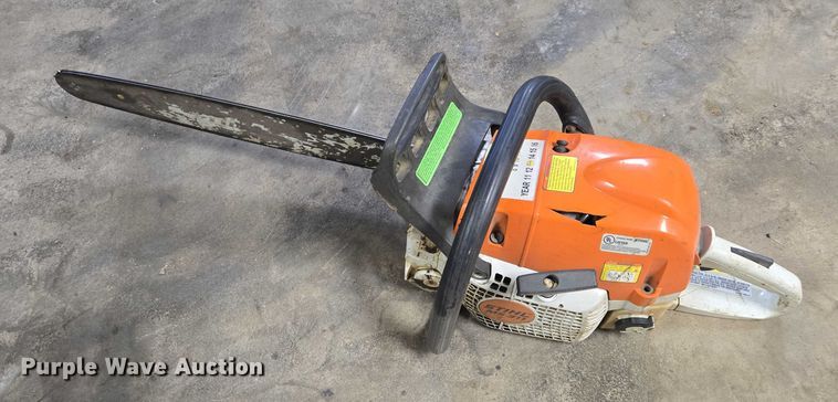 image for item DY1385 (5) Stihl chainsaws