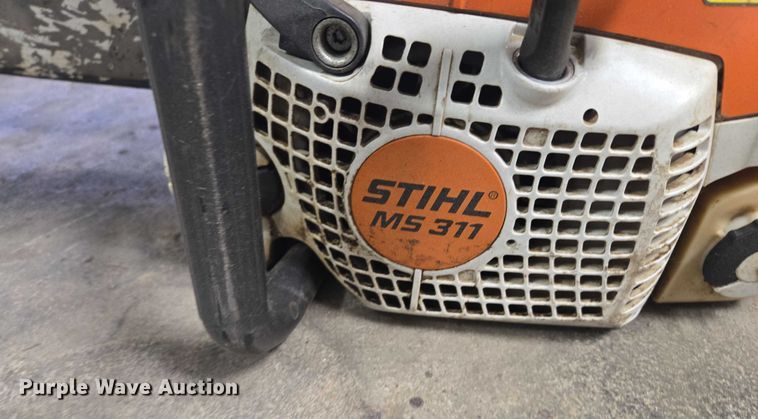 image for item DY1385 (5) Stihl chainsaws