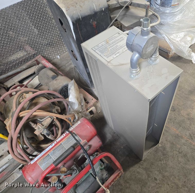 image for item DY1389 Tools