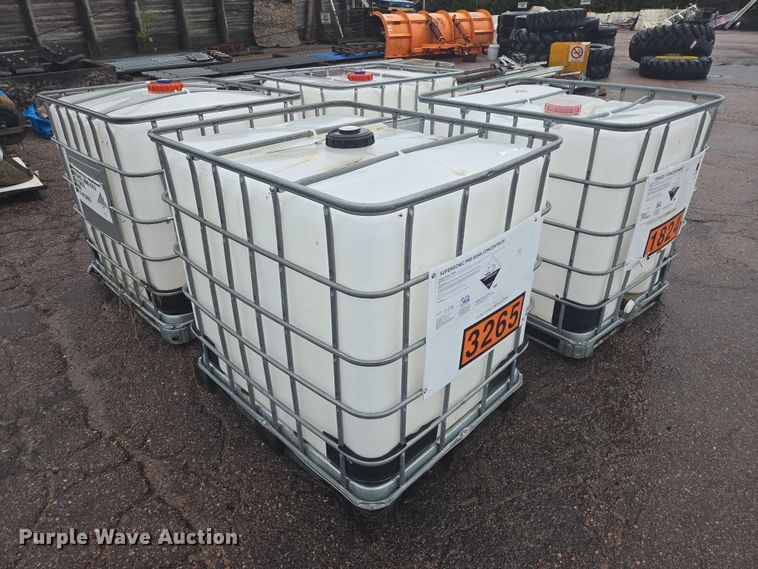 image for item DY1399 (4) poly tanks