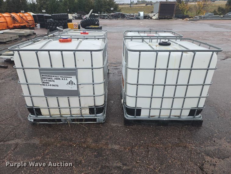 image for item DY1399 (4) poly tanks