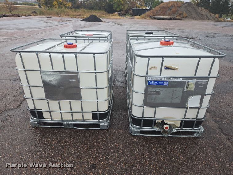 image for item DY1399 (4) poly tanks