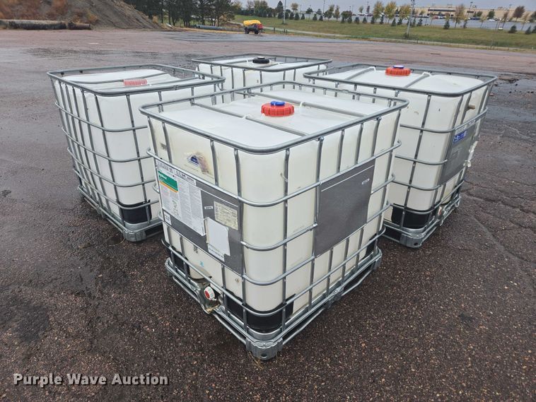 image for item DY1399 (4) poly tanks