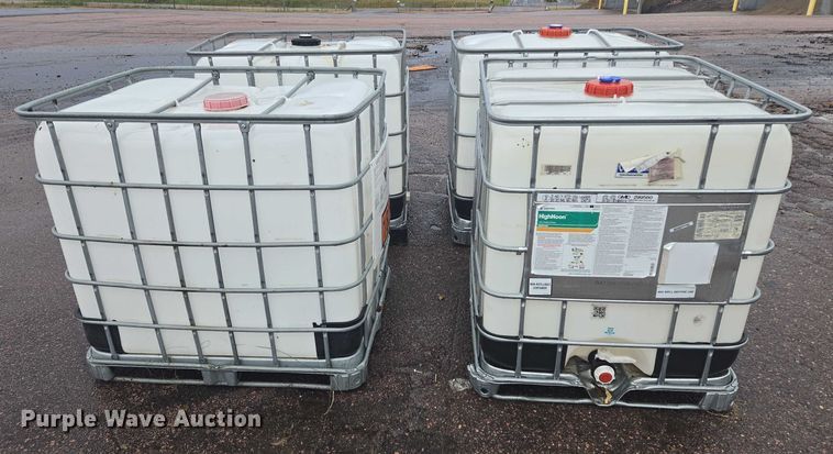 image for item DY1399 (4) poly tanks