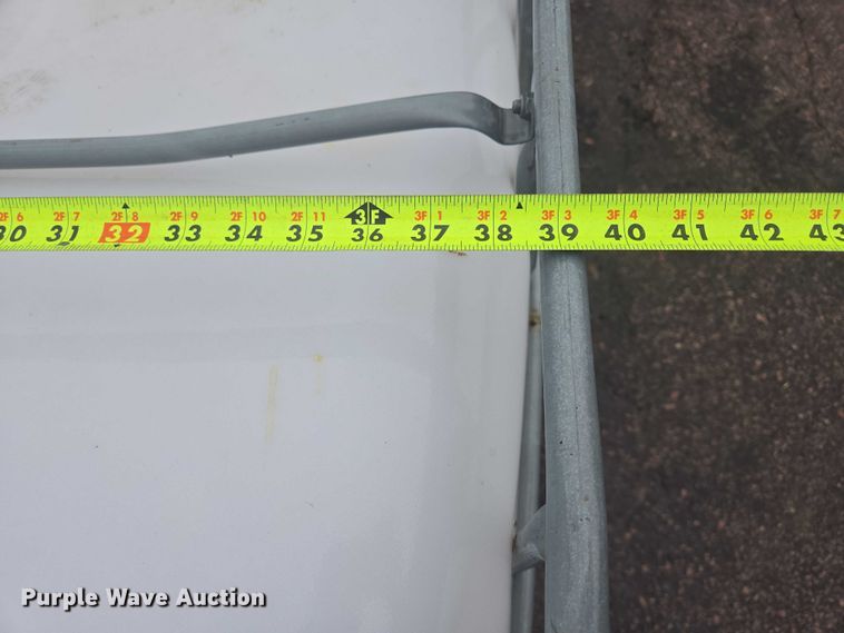 image for item DY1399 (4) poly tanks