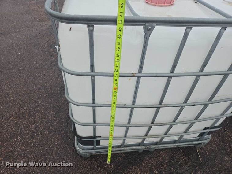 image for item DY1399 (4) poly tanks