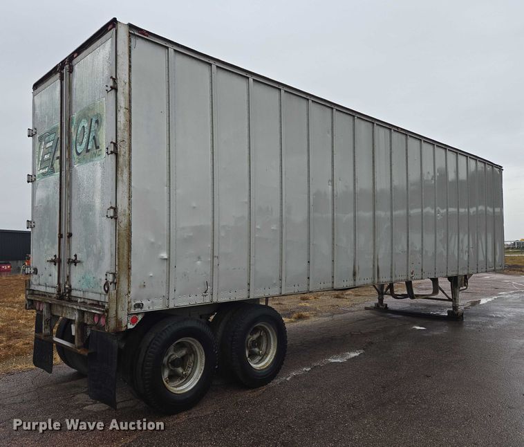 image for item DY1400 1973 Gindy dry van trailer