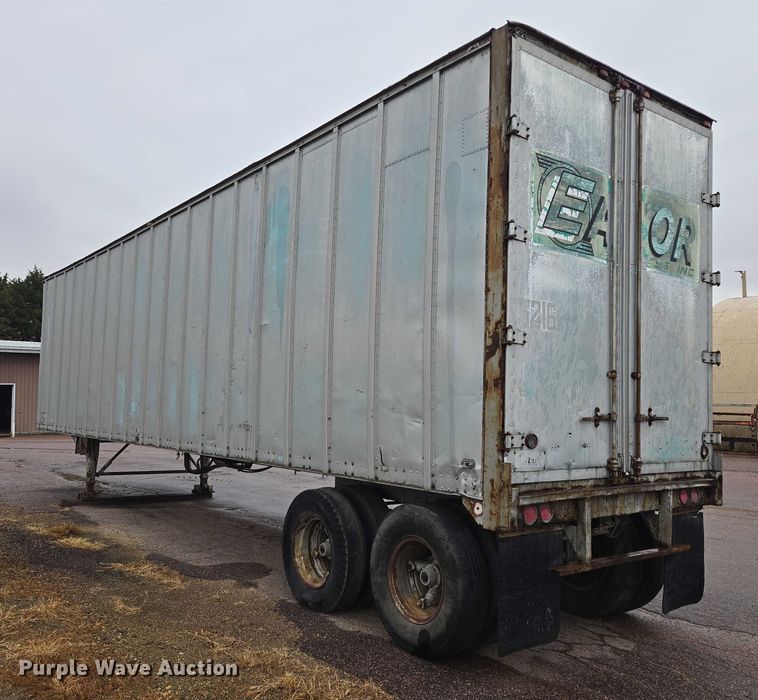 image for item DY1400 1973 Gindy dry van trailer