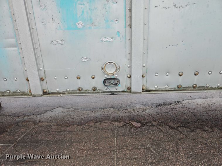 image for item DY1400 1973 Gindy dry van trailer