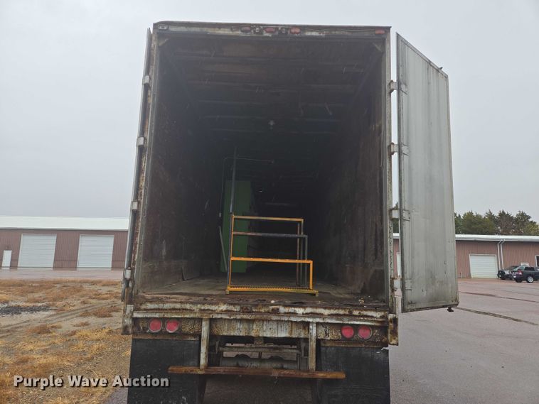 image for item DY1400 1973 Gindy dry van trailer