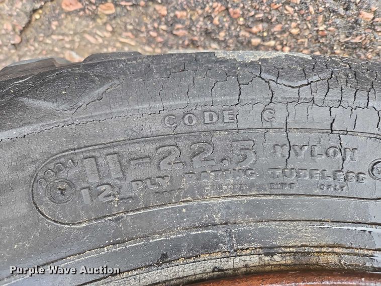 image for item DY1400 1973 Gindy dry van trailer