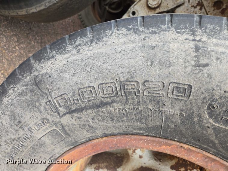 image for item DY1400 1973 Gindy dry van trailer