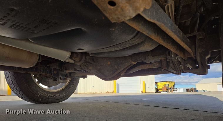 image for item DY1415 2017 Chevrolet Suburban SUV